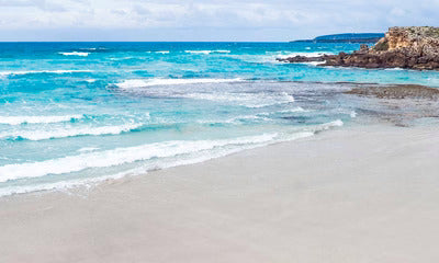 LIGHTWEIGHT & COMFORTABLE