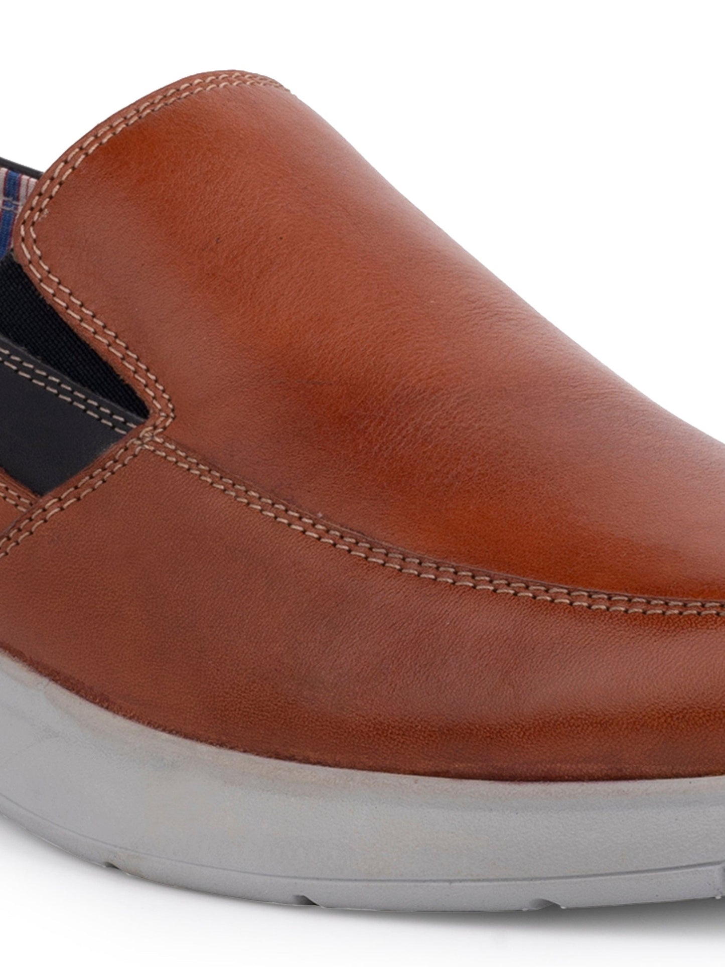 Nomadic Alpha Cologne Slip-Ons